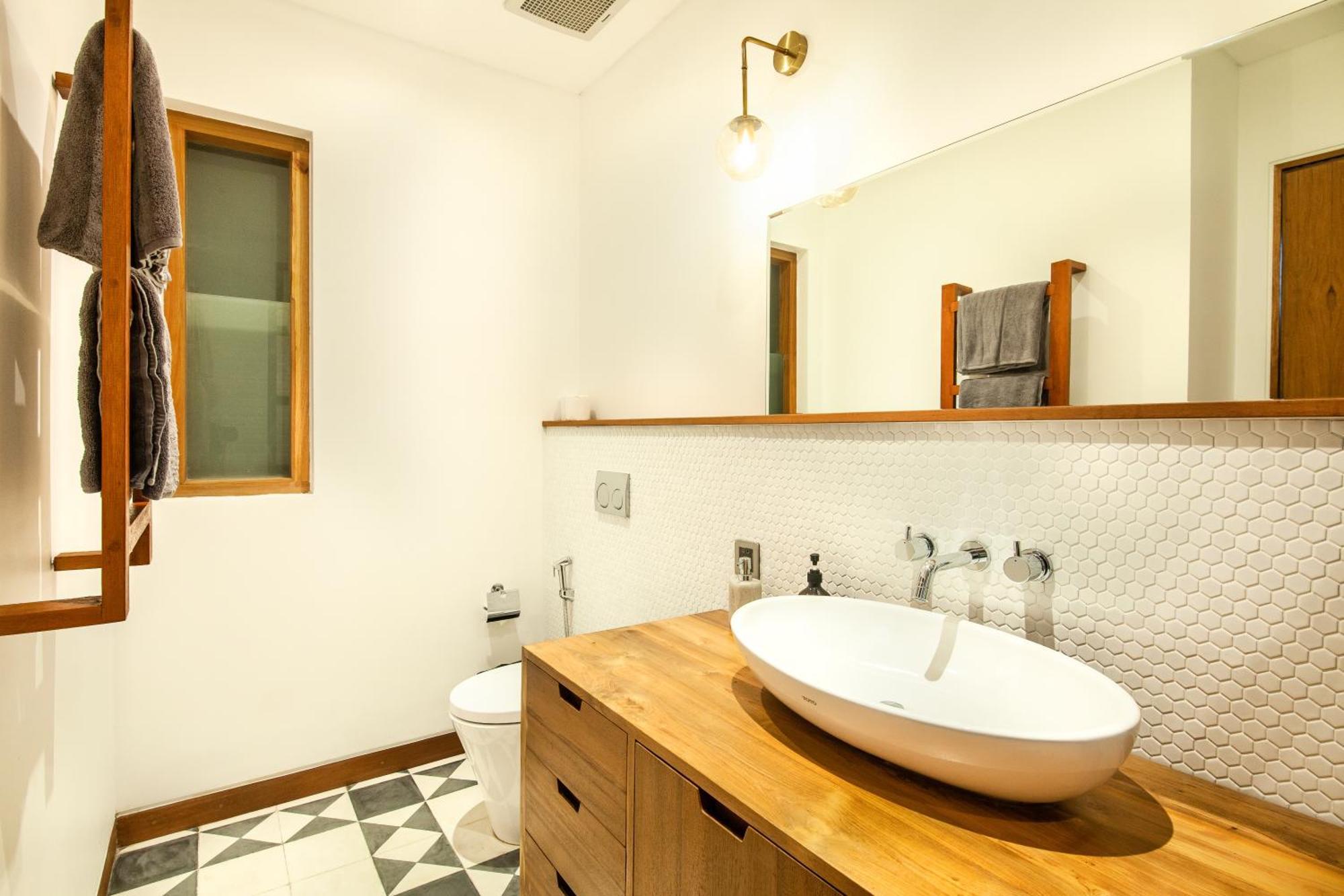 New 5Br Villa, Enclosed Lounge, Canggu Oasis ภายนอก รูปภาพ