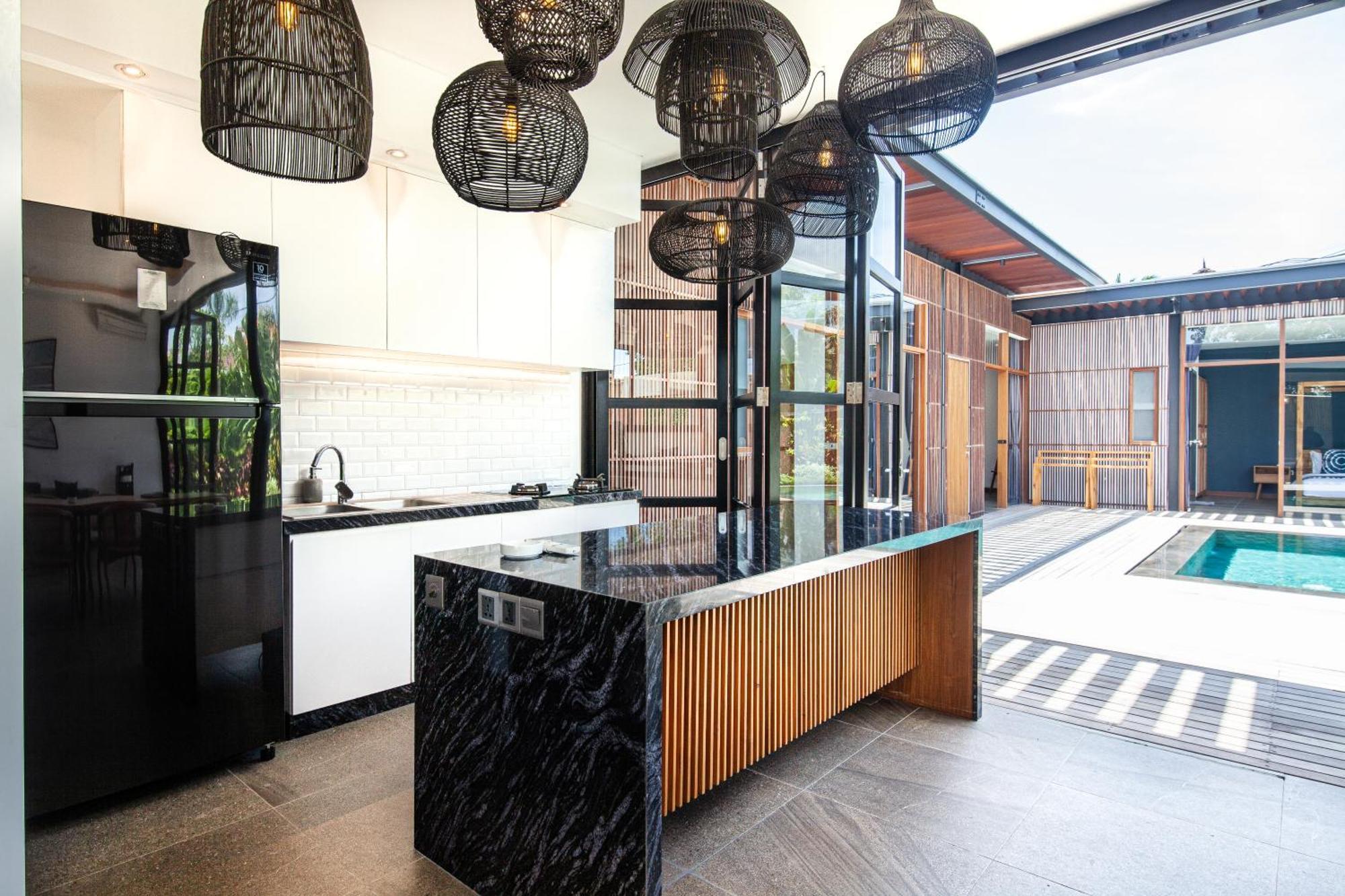 New 5Br Villa, Enclosed Lounge, Canggu Oasis ภายนอก รูปภาพ