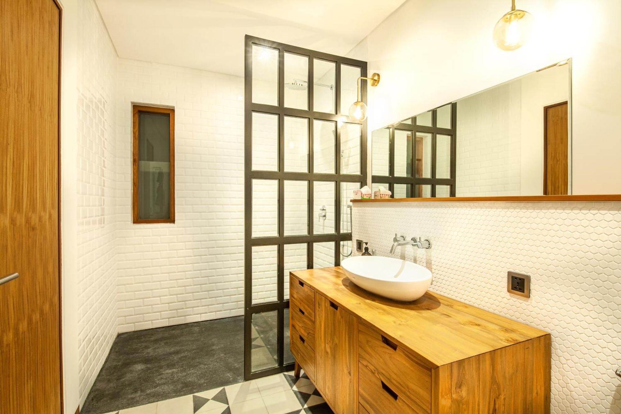 New 5Br Villa, Enclosed Lounge, Canggu Oasis ภายนอก รูปภาพ